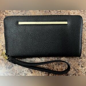 Steve Madden Black Pebbled Wristlet with Gold Logo Bar